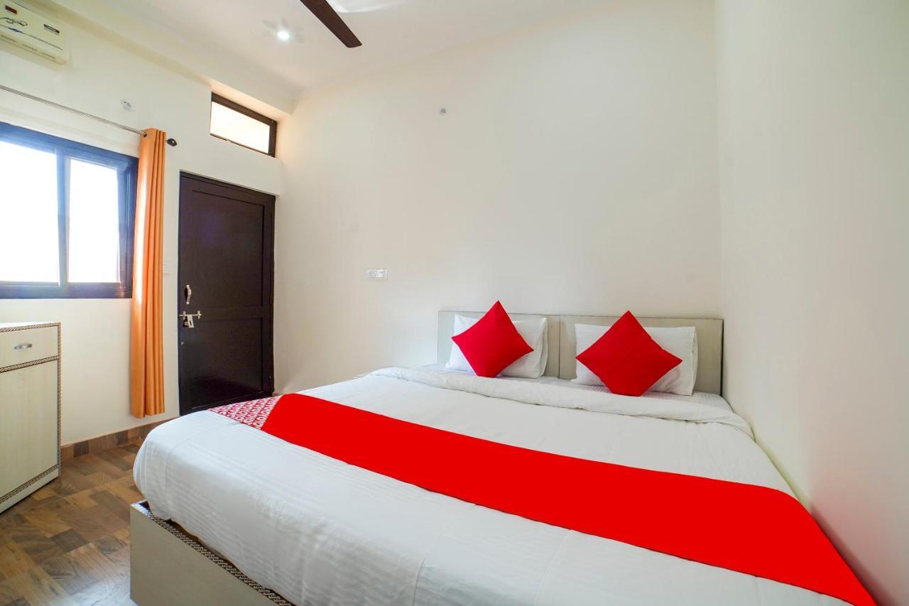 Oyo 67163 Anantham Residency Hotel Narendra Nagar Exterior foto