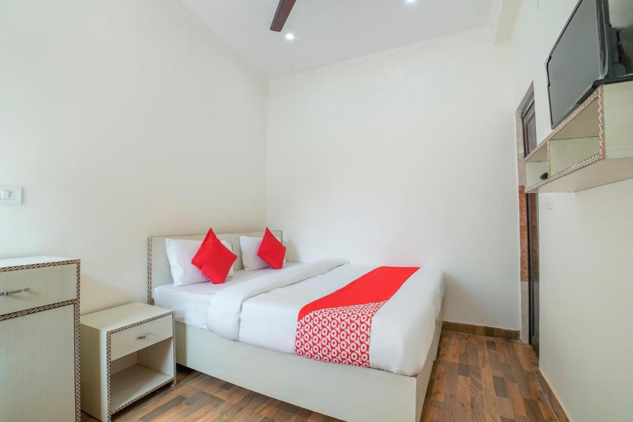 Oyo 67163 Anantham Residency Hotel Narendra Nagar Exterior foto